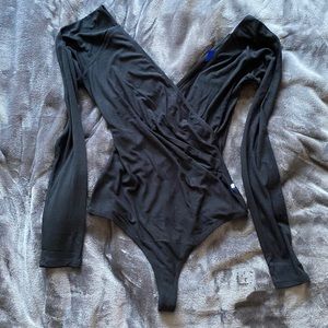 NWT Kit and Ace cross over body suit